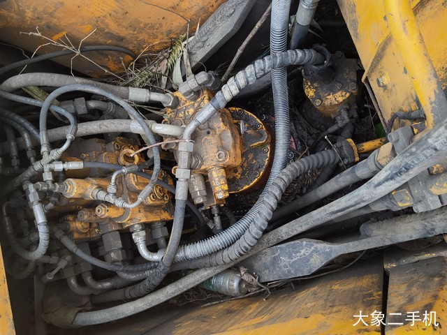 三一重工 SY135C-8 挖掘机